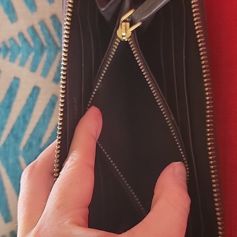 Euc Miu Miu Zippy Wallet: Brown Croc Embossed Lea… - image 6